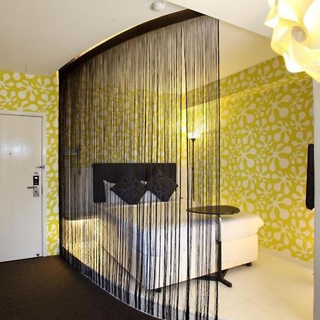 Hotel Zamburger Bliss Johor Bahru Kültér fotó