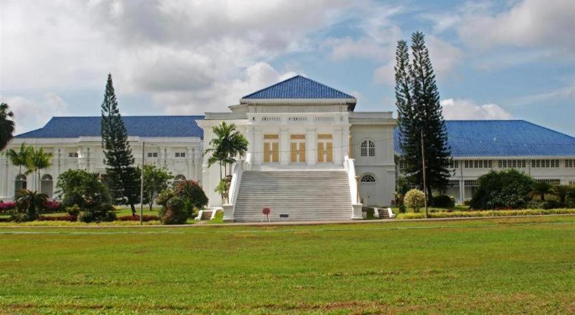 Hotel Zamburger Bliss Johor Bahru Kültér fotó