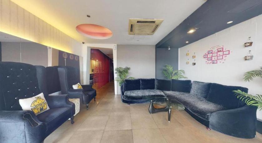 Hotel Zamburger Bliss Johor Bahru Kültér fotó